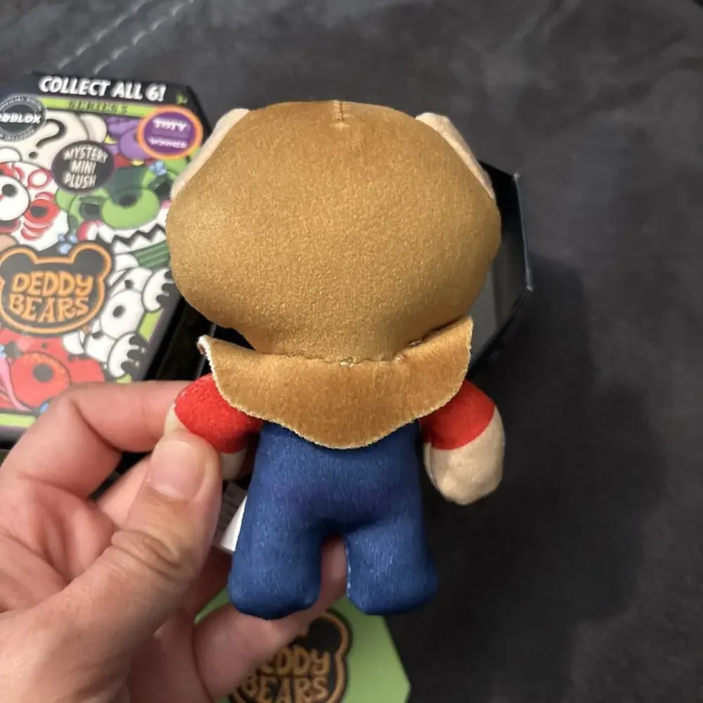 Deddy Bears Series 5 Mystery Blind Coffin 4